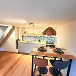 Easy Behind The With Privat Parking Holiday home