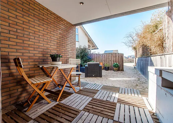 Easy Behind The With Privat Parking Hébergement de vacances *