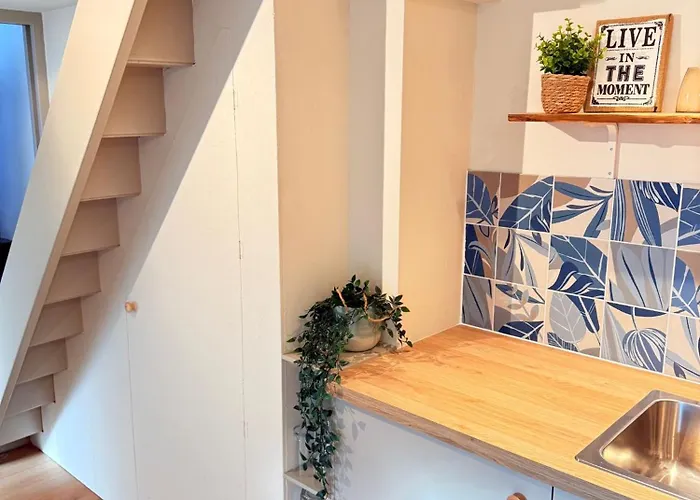 Easy Behind The With Privat Parking Hébergement de vacances *