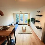 Easy Behind The With Privat Parking Holiday home *