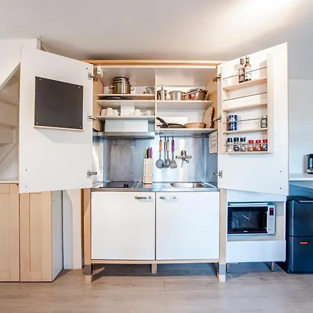 Easy Behind The With Privat Parking Prázdninový dům