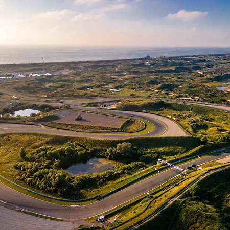 度假居 Easy Behind The With Privat Parking *