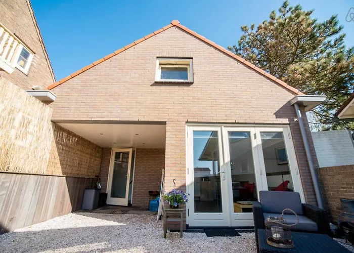 Easy Behind The With Privat Parking 度假居