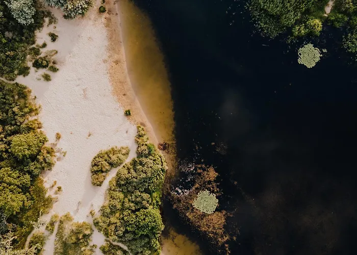 Easy Behind The With Privat Parking * 赞德沃特